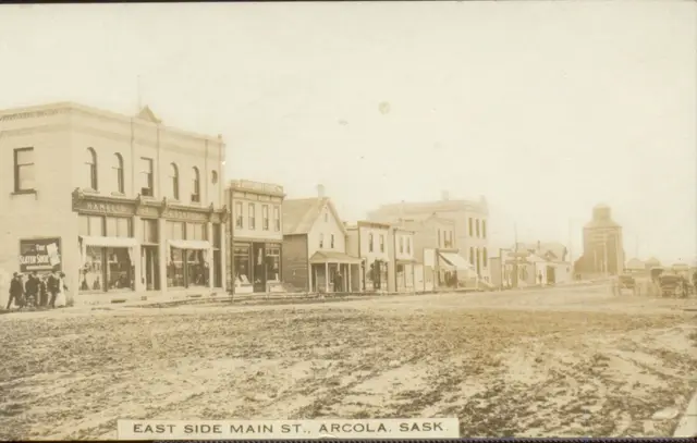 East Side Main Street, Arcola
