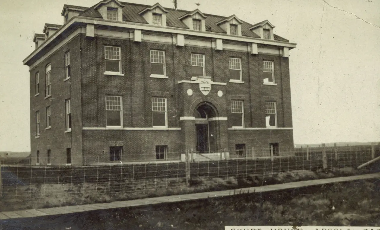 Court House, Arcola, about 1913